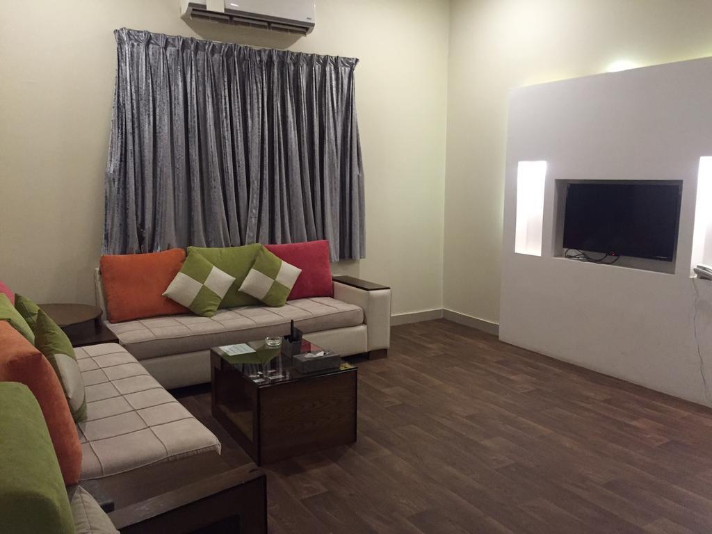 Terhal Hotel Suites Ha'il Buitenkant foto
